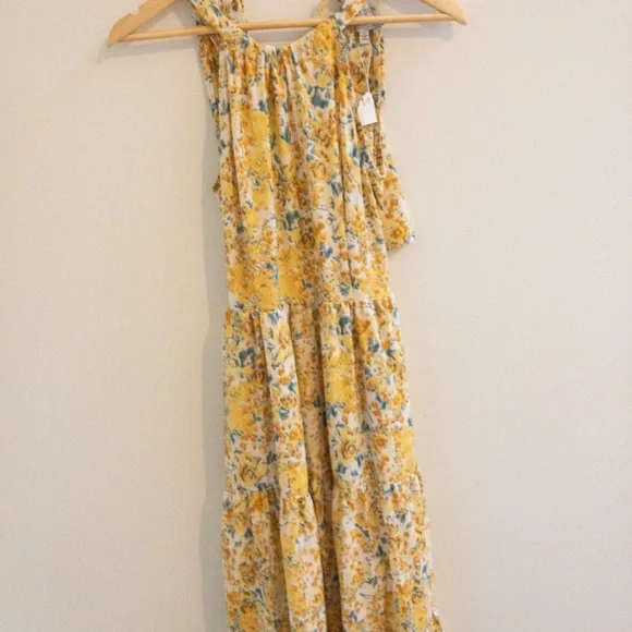 Hayden Yellow Floral long Dress - Picture 1 of 6